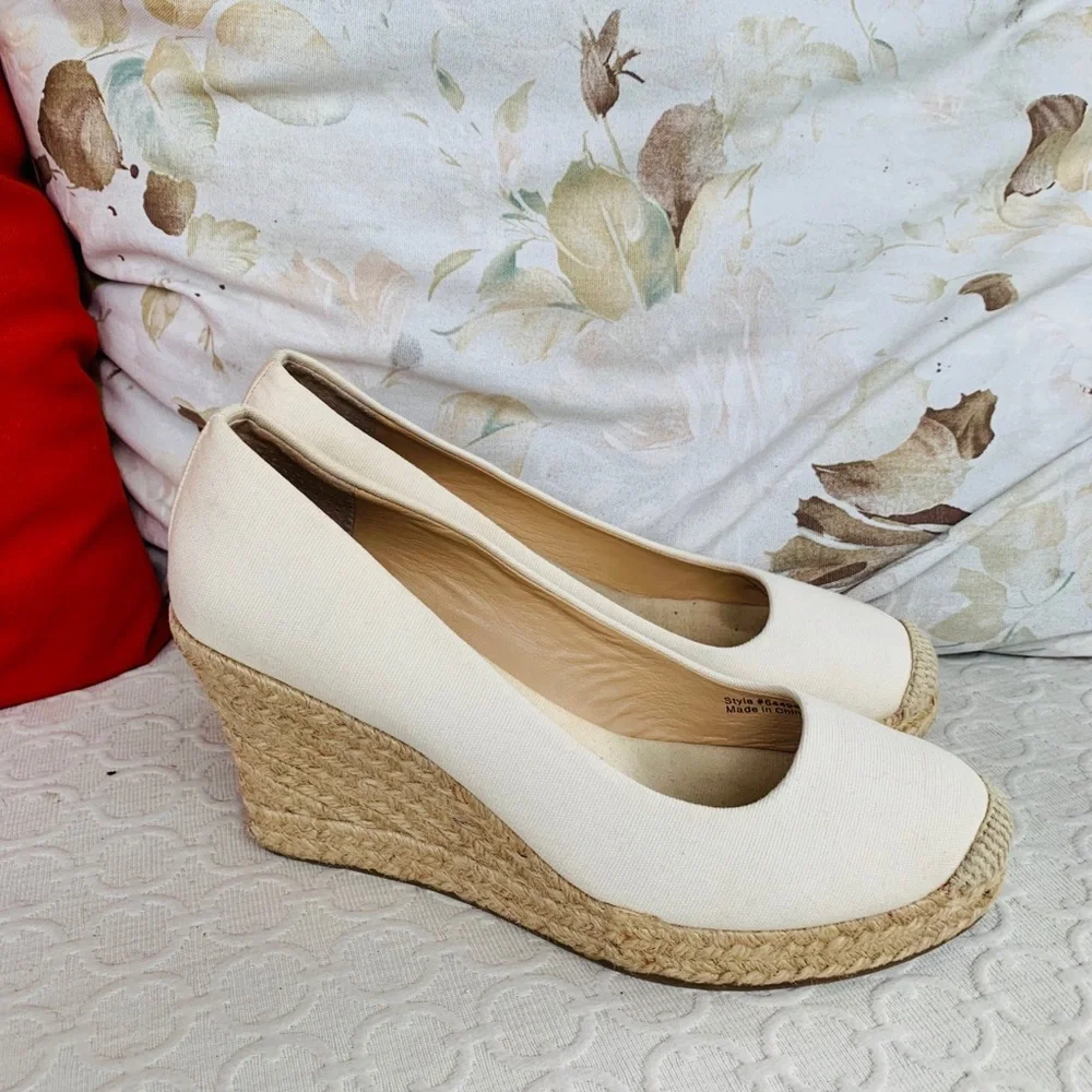 J. Crew reposhing this